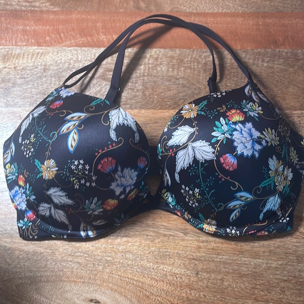 SHIPS FAST BRAND NEW